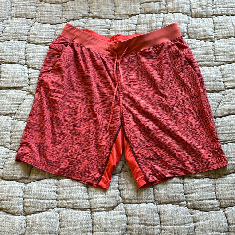 LULULEMON MEN’s SHORT